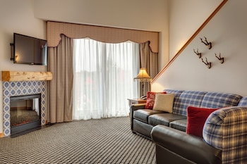 Grand Suite, 1 King Bed with Sofa bed (Mountain Grand Lodge, King Suite)