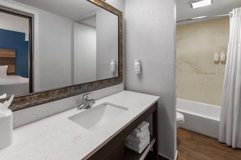 Suite, 2 Double Beds, Non Smoking
