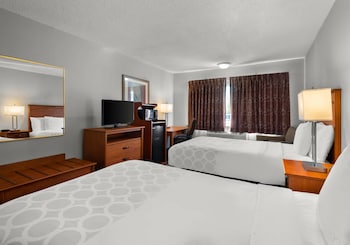 Standard Room, 2 Double Beds, Non Smoking