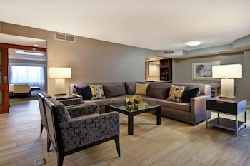 Presidential Suite, 1 King Bed, Microwave (Mobility & Hearing)