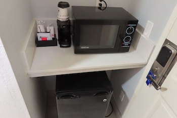 Standard Room, 2 Queen Beds, Non Smoking, Refrigerator & Microwave