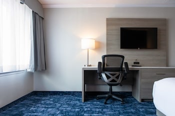 Standard Room, 1 Queen Bed