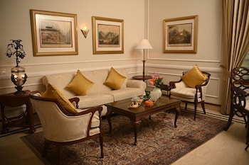 Luxury Suite