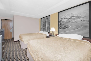 Room, 2 Queen Beds, Non Smoking