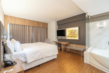 Superior Suite, 1 King Bed