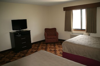 Suite, 2 Queen Beds, Non Smoking (One-Bedroom Suite)