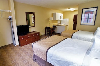 Room, 2 Double Beds, Accessible Bathtub, Non Smoking (Kitchen, Mobility)