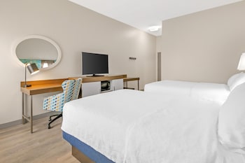 Two queen beds non smoking
