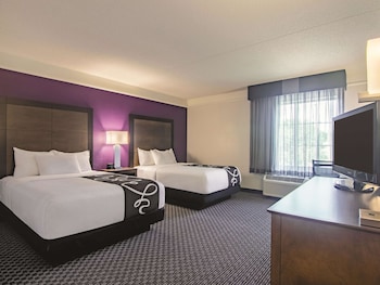 Room, 2 Double Beds, Non Smoking, Courtyard View (Mobility/Hearing Impaired Accessible)