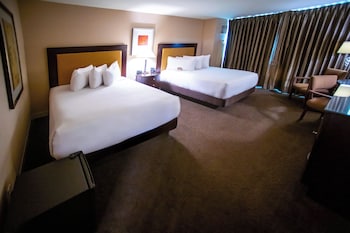 Deluxe Room, 2 Queen Beds, Non Smoking (Stay Well)