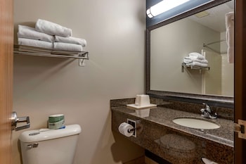 Standard Room, 2 Queen Beds, Non Smoking, Refrigerator & Microwave