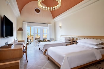 Superior Room, 2 Twin Beds, Non Smoking, Lagoon View