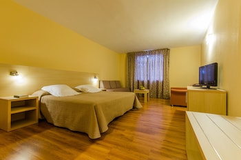 Superior Room, City View (Spa access)