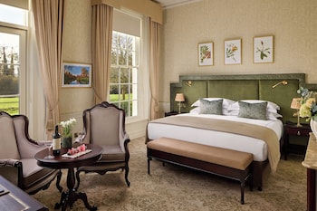 Suite (Barton)
