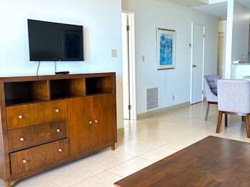 Suite, 1 Bedroom, Mountain View
