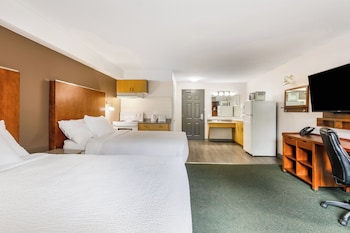 2 Queen Beds, Efficiency Studio Suite, Non-Smoking