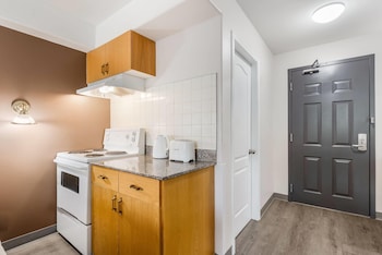 2 Queen Beds, Efficiency Studio Suite, Non-Smoking
