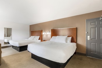 Deluxe Room, Multiple Beds, Non Smoking