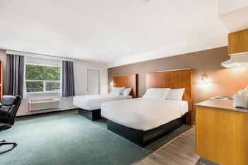 2 Queen Beds, Efficiency Studio Suite, Non-Smoking