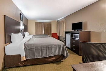 Standard Room, 2 Queen Beds, Non Smoking