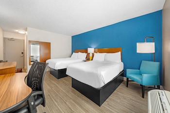 Standard Room, 2 Double Beds, Non Smoking
