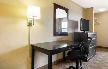 Studio Suite, 1 Queen Bed, Non Smoking