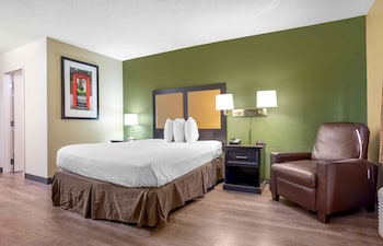 Studio, 1 Queen Bed, Non Smoking