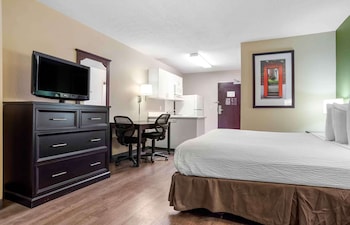 Studio, 1 Queen Bed, Non Smoking