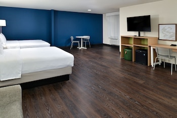 Room (2 Queen Beds with Sofabed)