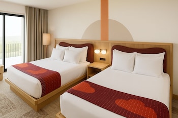 Deluxe Room, 2 Queen Beds, Balcony