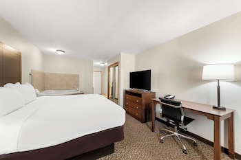 Standard Room, 1 King Bed, Non Smoking, Jetted Tub