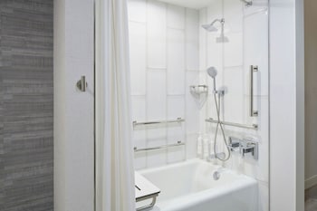 Suite, 2 Queen Beds