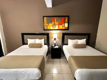 Standard Room, 2 Double Beds