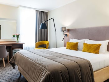 Suite, 1 Queen Bed