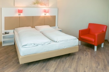 Comfort Room, 1 Double Bed, Bathtub