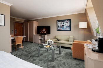 Junior Double Room
