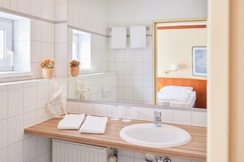 Comfort Room, 2 Twin Beds
