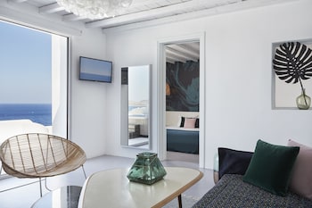 Superior Sea view Suite with Outdoor Hot Tub