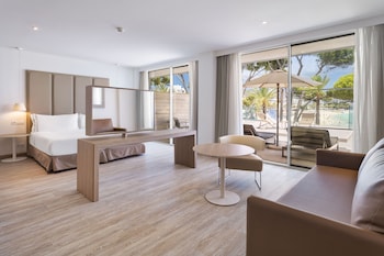 The Level, Suite, Terrace