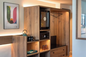 Innside Connecting Room
