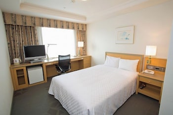 Superior Wide Single Room, Non Smoking (19sqm=205 sq ft)