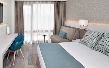 Room (Sol)