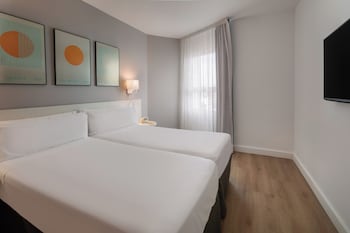 Superior Apartment, 2 Bedrooms, Sea View (2+2)