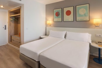 Superior Studio, Sea View