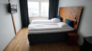 Double Room (Compact)