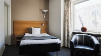 Single Room (Compact)