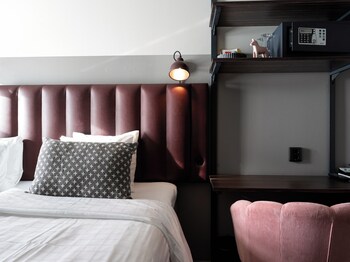 Double Room (Small)