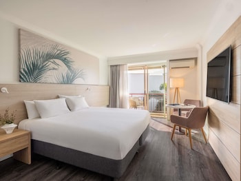 Superior Room, 1 King Bed