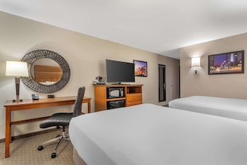 Room, 2 Queen Beds (Upper Floor)