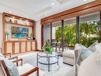 Condo, 2 Bedrooms (216)